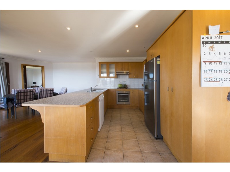 8 ELIZABETH PARADE, Tura Beach NSW 2548