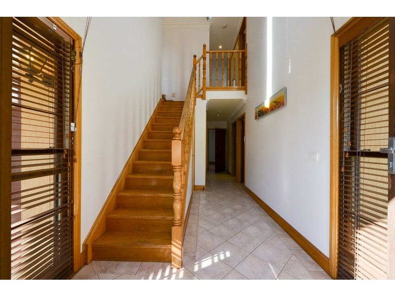 8 ELIZABETH PARADE, Tura Beach NSW 2548