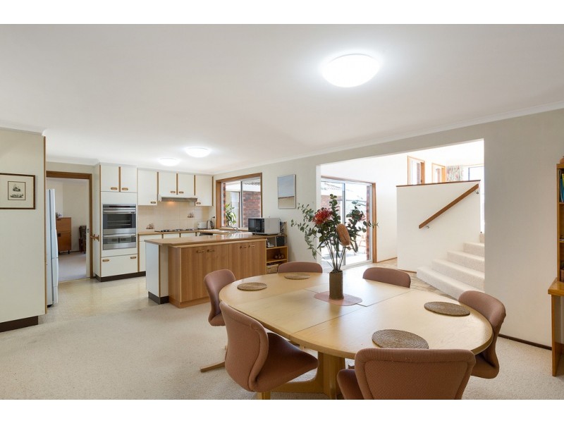 2 BURTONIA COURT, Tura Beach NSW 2548