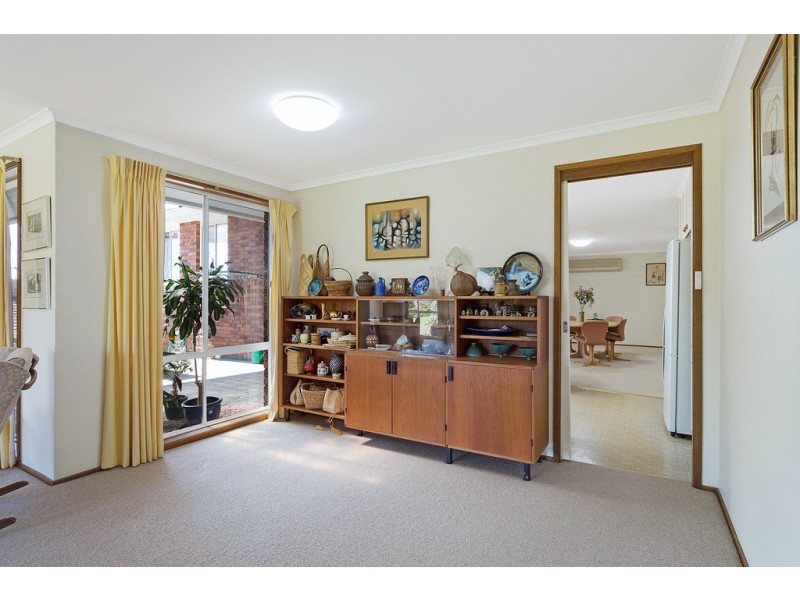 2 BURTONIA COURT, Tura Beach NSW 2548