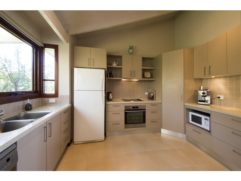 3 ABELIA COURT, Tura Beach NSW 2548