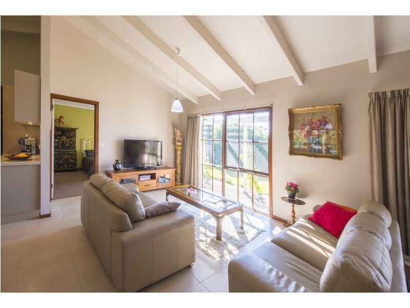 3 ABELIA COURT, Tura Beach NSW 2548