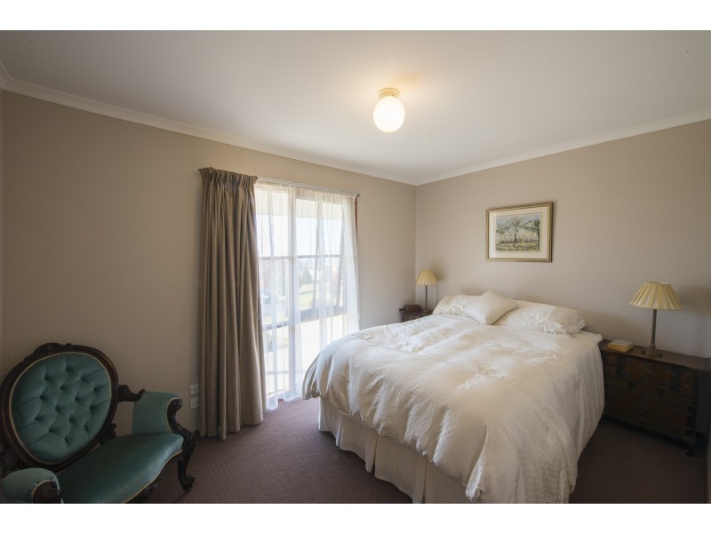 3 ABELIA COURT, Tura Beach NSW 2548