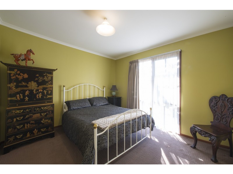 3 ABELIA COURT, Tura Beach NSW 2548