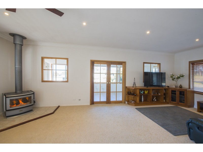 44 MULLOWAY CIRCUIT, Merimbula NSW 2548