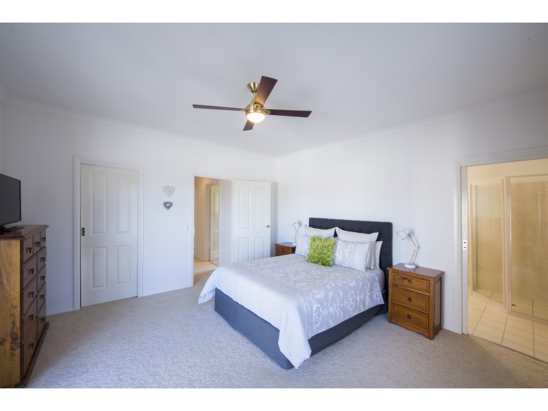 44 MULLOWAY CIRCUIT, Merimbula NSW 2548