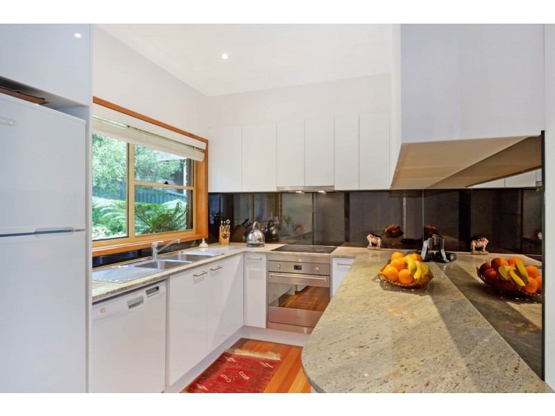 8 CORAKI DRIVE, Pambula Beach NSW 2549