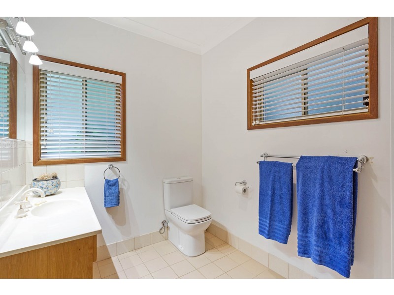 8 CORAKI DRIVE, Pambula Beach NSW 2549