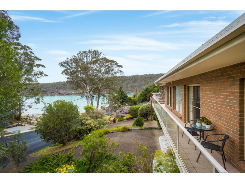 8 CORAKI DRIVE, Pambula Beach NSW 2549