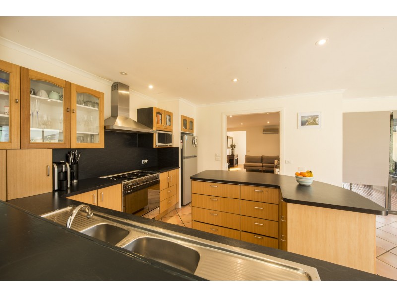 54 SURF CIRCLE, Tura Beach NSW 2548