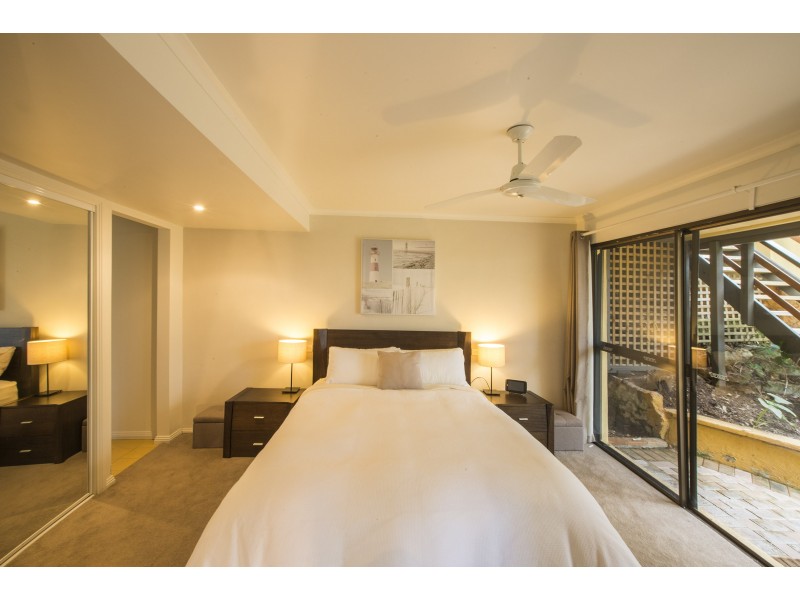 54 SURF CIRCLE, Tura Beach NSW 2548