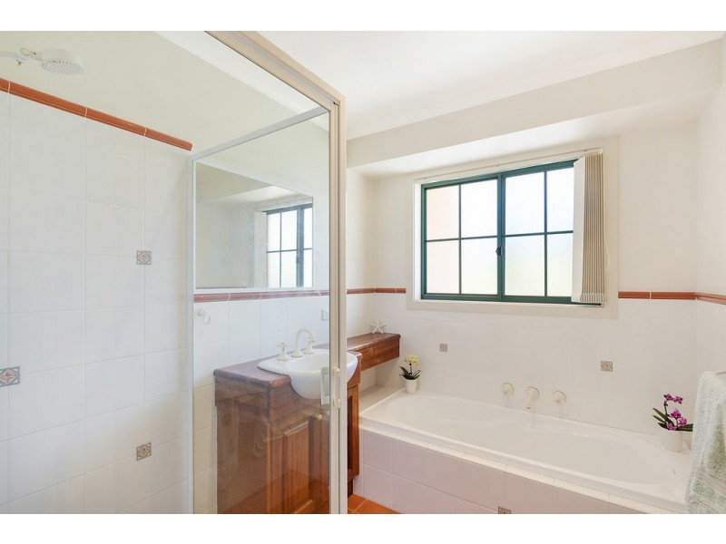 100 PACIFIC WAY, Tura Beach NSW 2548