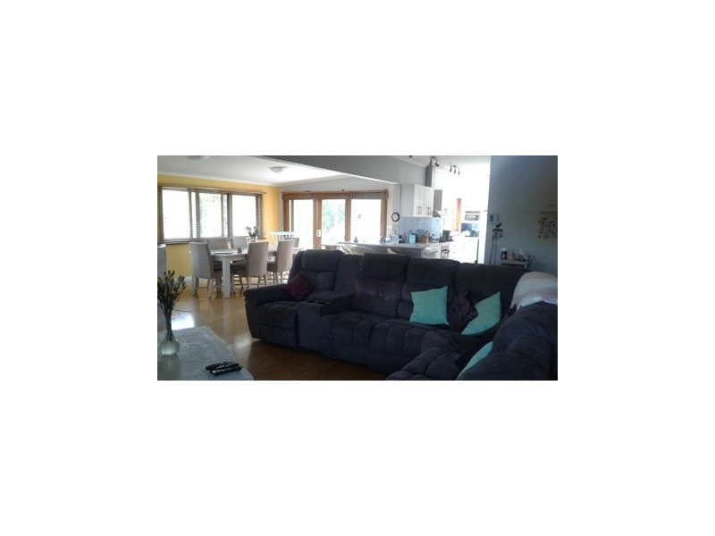 35 Sapphire Crescent, Merimbula NSW 2548