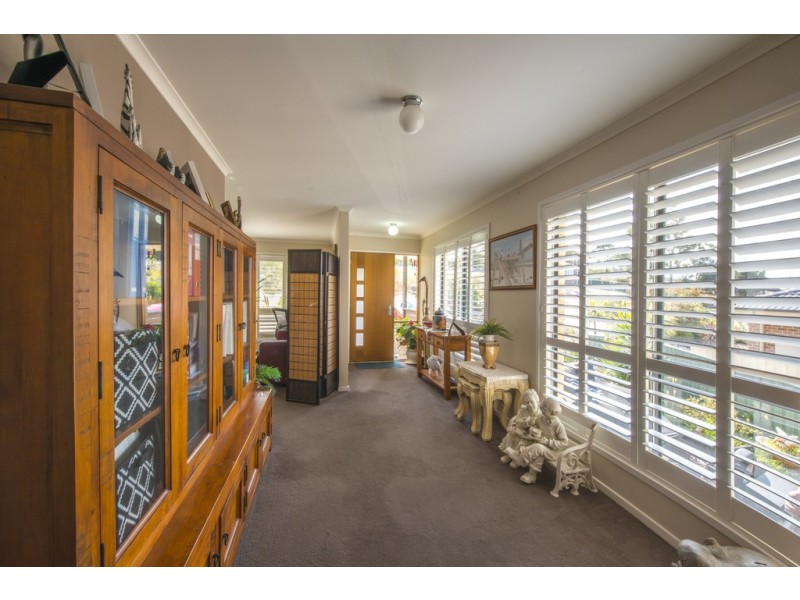 18 ELIZABETH PARADE, Tura Beach NSW 2548