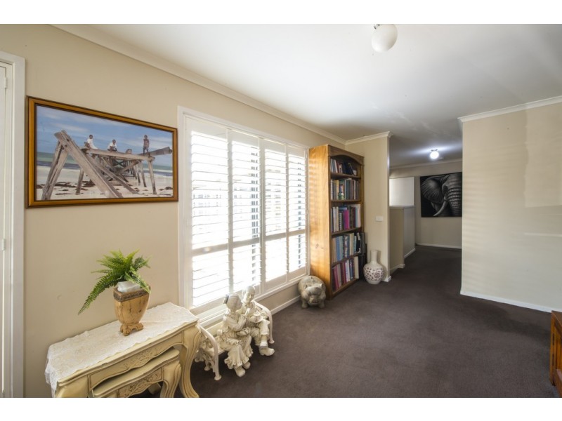 18 ELIZABETH PARADE, Tura Beach NSW 2548