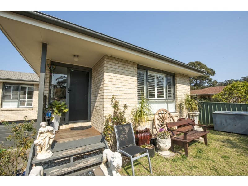 18 ELIZABETH PARADE, Tura Beach NSW 2548