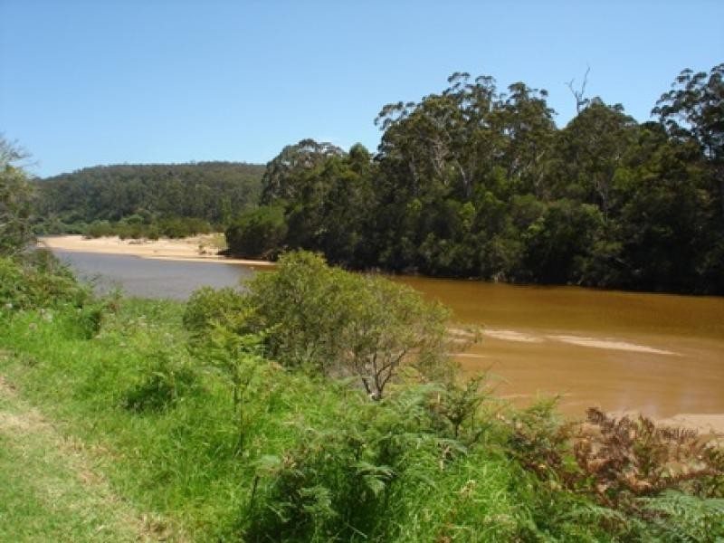 16 Eurack Court, Kiah NSW 2551