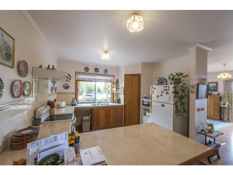 86 SOUTH WOLUMLA ROAD, South Wolumla NSW 2550