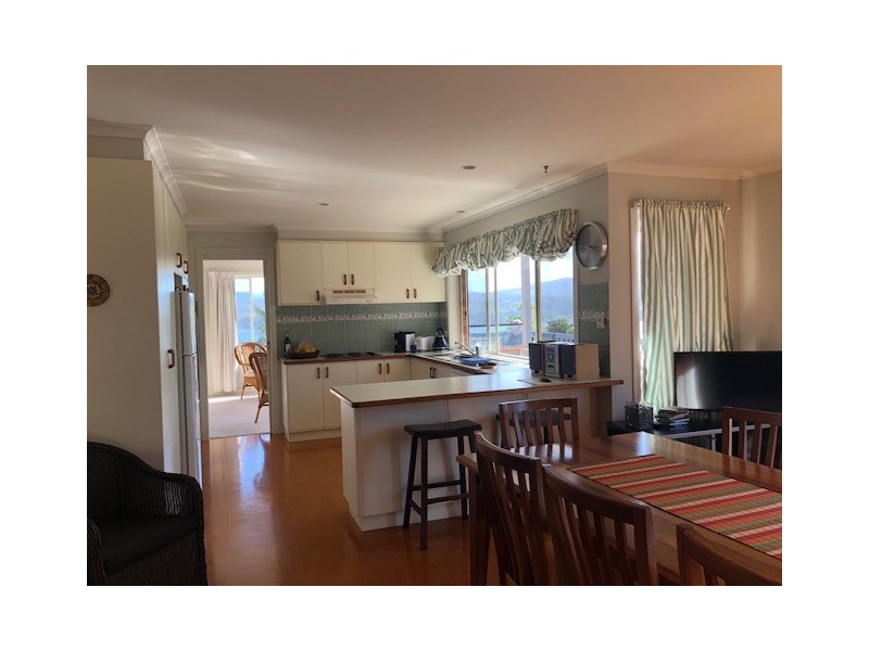 11 LAKEWOOD DRIVE, Merimbula NSW 2548