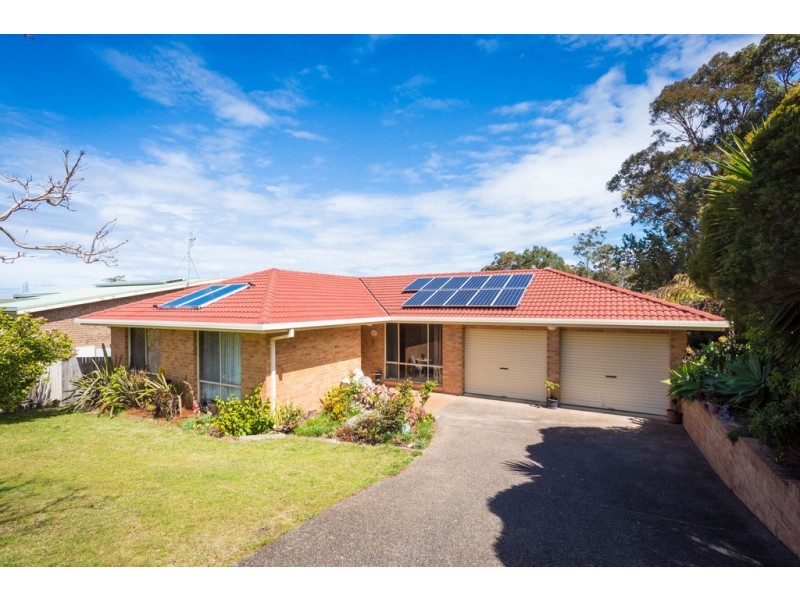 18 PACIFIC WAY, Tura Beach NSW 2548