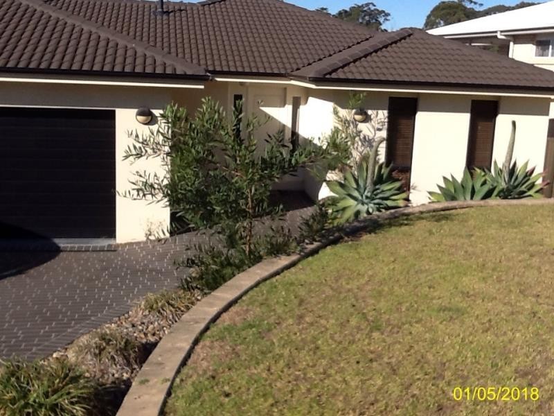 4 ELIZABETH PARADE, Tura Beach NSW 2548