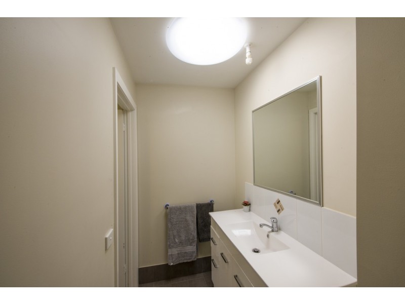 2 GEORGE STREET, South Pambula NSW 2549