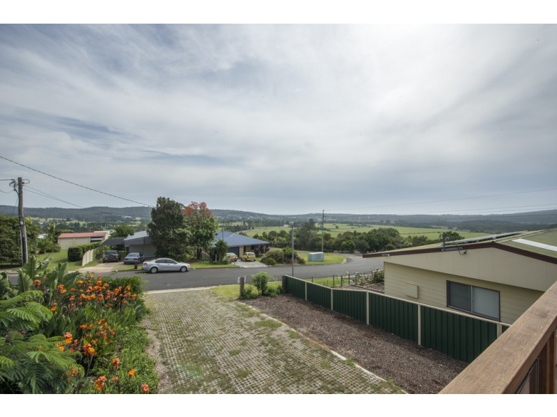 20 PITT STREET, South Pambula NSW 2549