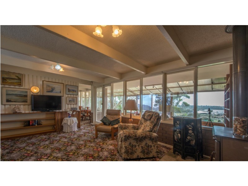 60-62 SAPPHIRE CRESCENT, Merimbula NSW 2548