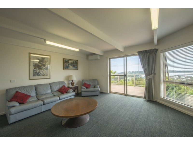 60-62 SAPPHIRE CRESCENT, Merimbula NSW 2548