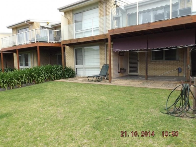 3 22 SURF CIRCLE, Tura Beach NSW 2548