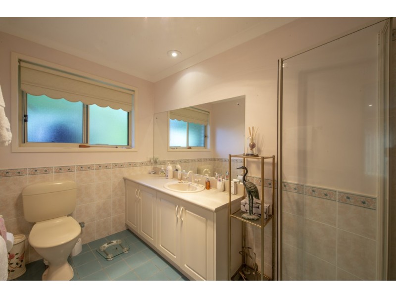 6 THE PENINSULA, Tura Beach NSW 2548