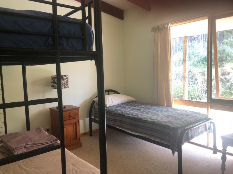 5 CASUARINA PLACE, Tura Beach NSW 2548