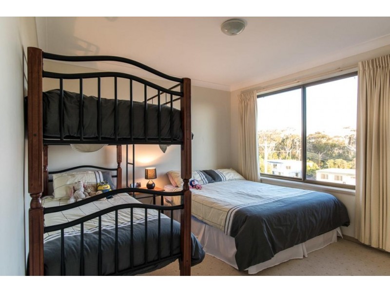 10 LAKEVIEW AVENUE, Merimbula NSW 2548