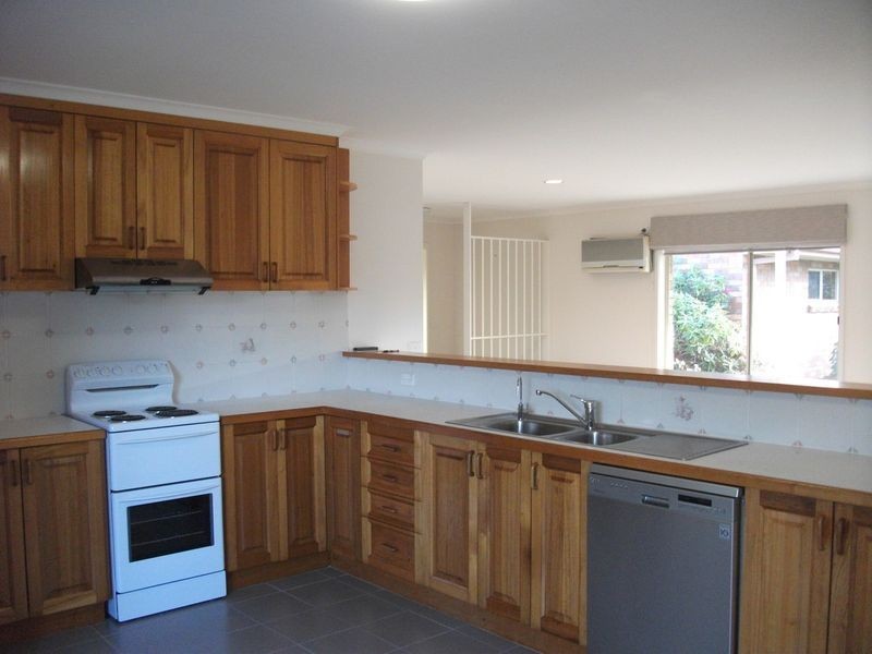 2 GOLF CIRCUIT, Tura Beach NSW 2548