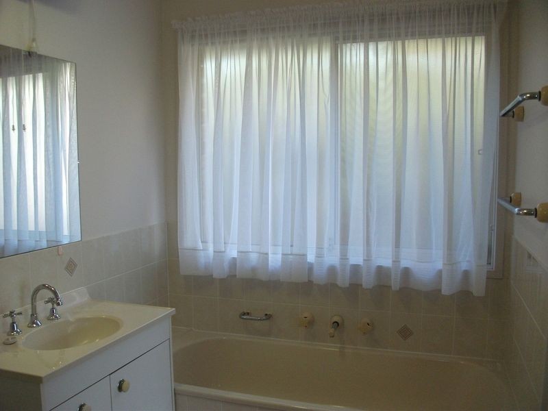 2 GOLF CIRCUIT, Tura Beach NSW 2548