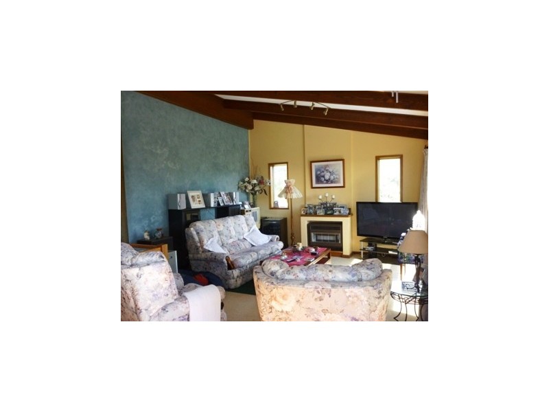 13 Beverley Street, Merimbula NSW 2548