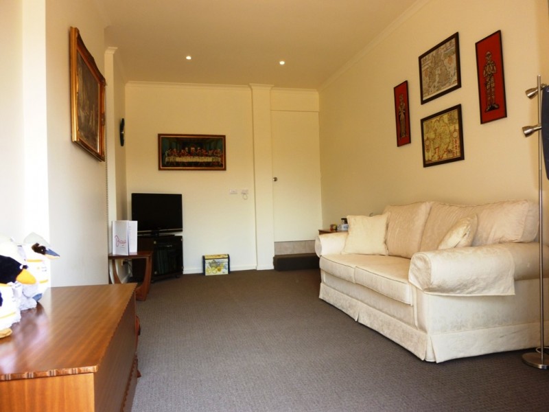 11 Hakea Place, Tura Beach NSW 2548