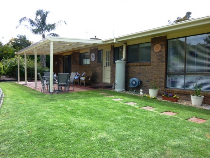 11 Hakea Place, Tura Beach NSW 2548