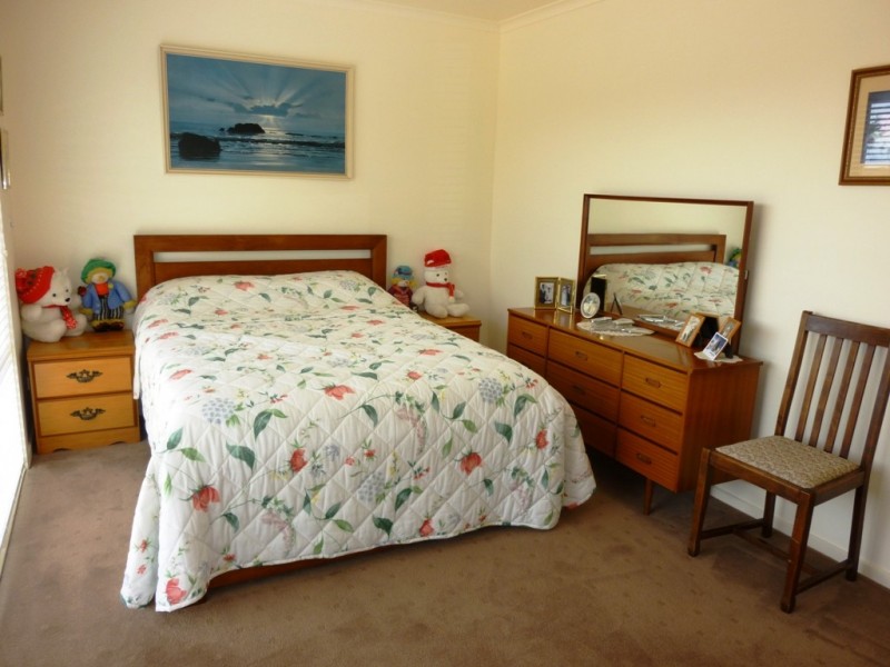 11 Hakea Place, Tura Beach NSW 2548