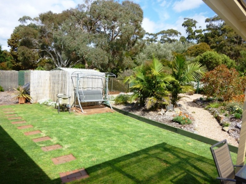 11 Hakea Place, Tura Beach NSW 2548