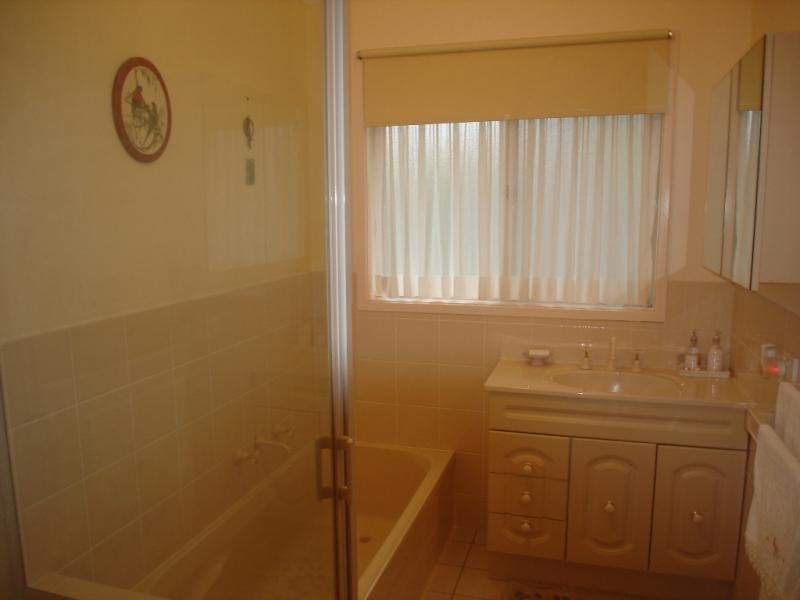 14 Flora Crt, Tura Beach NSW 2548