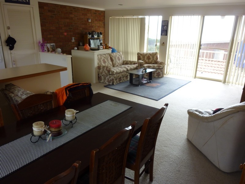 1/7 Tura Circuit, Tura Beach NSW 2548