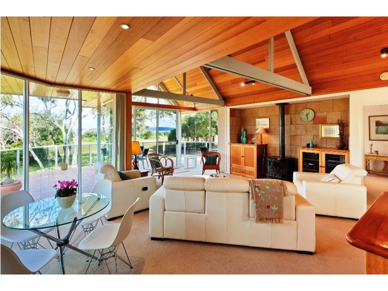 16 Ocean Drive, Merimbula NSW 2548