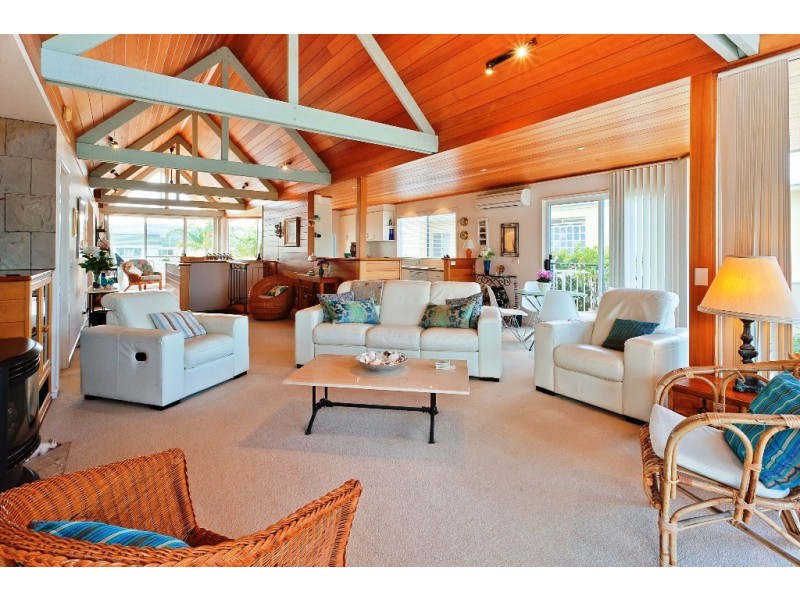 16 Ocean Drive, Merimbula NSW 2548