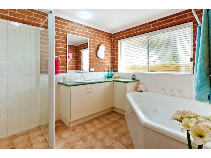 16 Ocean Drive, Merimbula NSW 2548