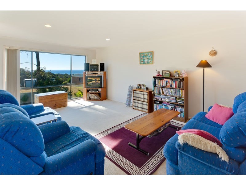 2/8 Krista Lee Court, Tura Beach NSW 2548