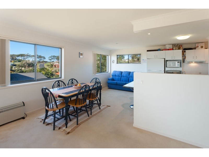 2/8 Krista Lee Court, Tura Beach NSW 2548