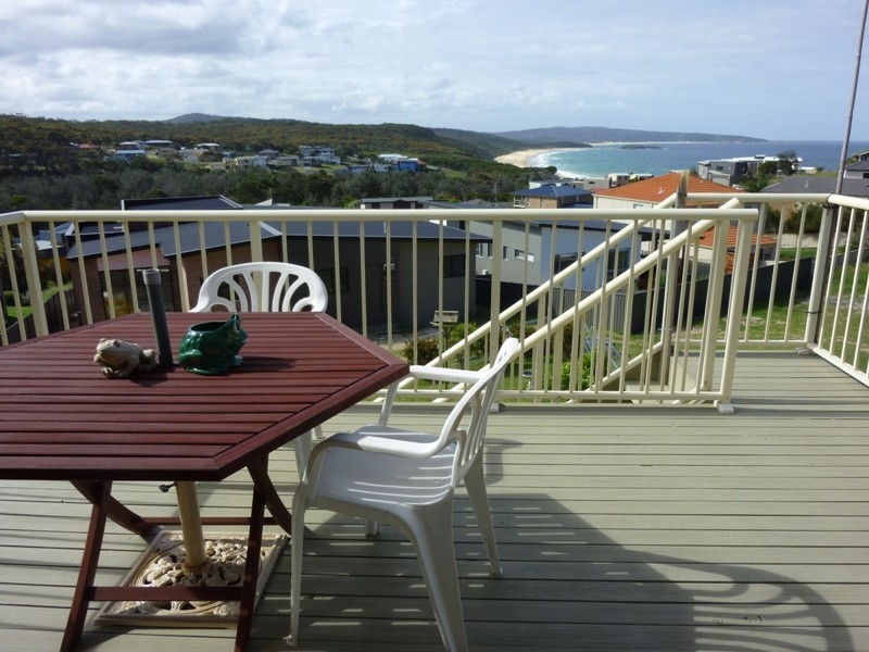 13 Bournda Circuit, Tura Beach NSW 2548