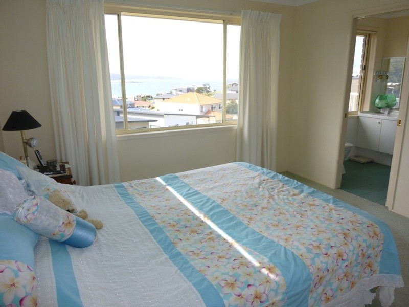 13 Bournda Circuit, Tura Beach NSW 2548