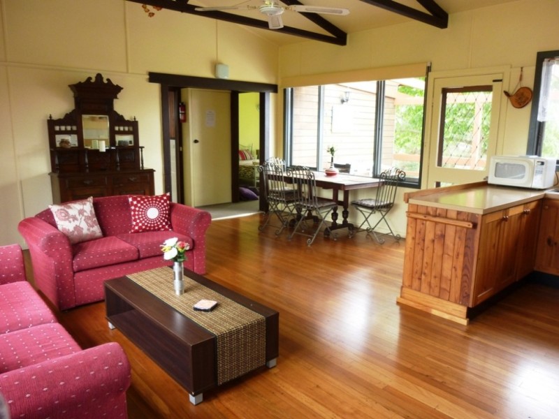 35A Lakeview Avenue, Merimbula NSW 2548